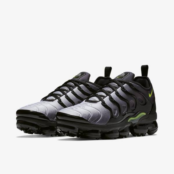 Nike Air VaporMax Plus Sneakers Herren Schwarz Weiß | NK732ZBK