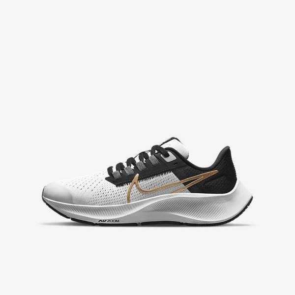 Nike Air Zoom Pegasus 38 Older Straßen Laufschuhe Kinder Hellgrau Metal Gold | NK516RGW