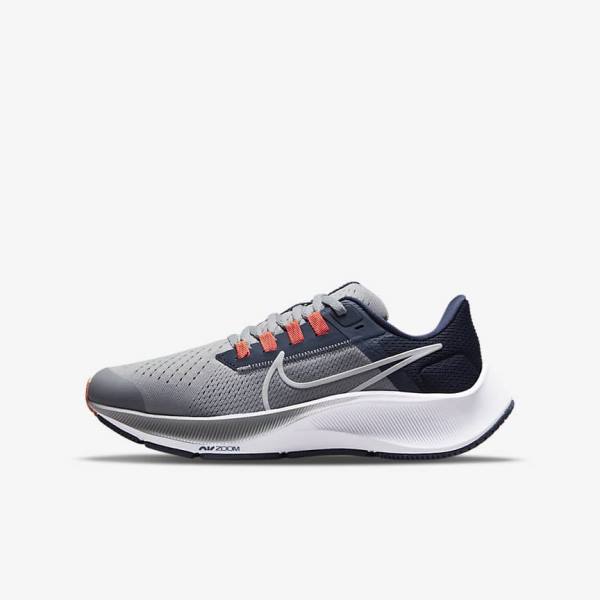 Nike Air Zoom Pegasus 38 Older Straßen Laufschuhe Kinder Grau Navy Orange Weiß | NK792BUD