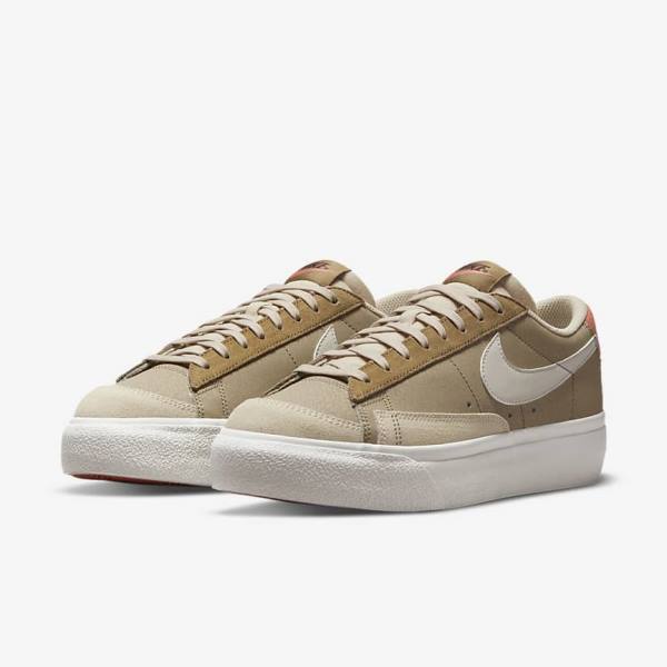 Nike Blazer Low Plattform SP Sneakers Damen Khaki Hellbeige | NK784QJS