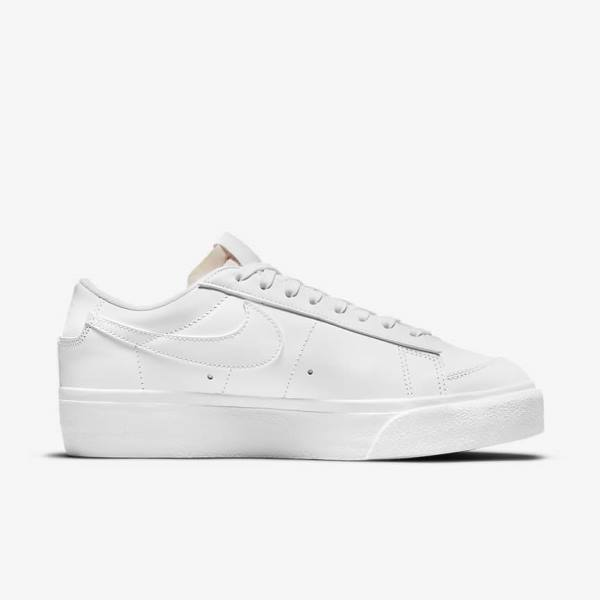 Nike Blazer Low Plattform Sneakers Damen Weiß | NK483HCN