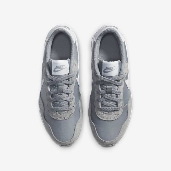 Nike MD Valiant Older Sneakers Kinder Grau Weiß | NK902HBC