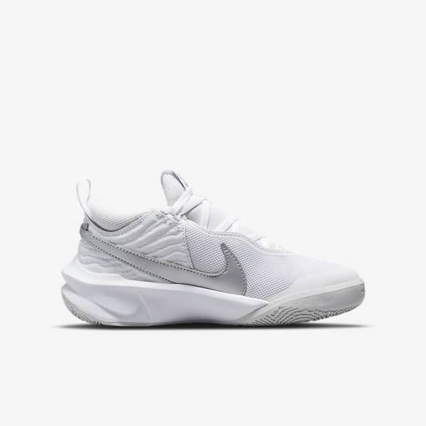 Nike Team Hustle D 10 Older Basketballschuhe Kinder Weiß Metal Silber | NK315BCU