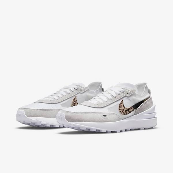 Nike Waffle One SE Sneakers Damen Weiß Mehrfarbig | NK402TWF